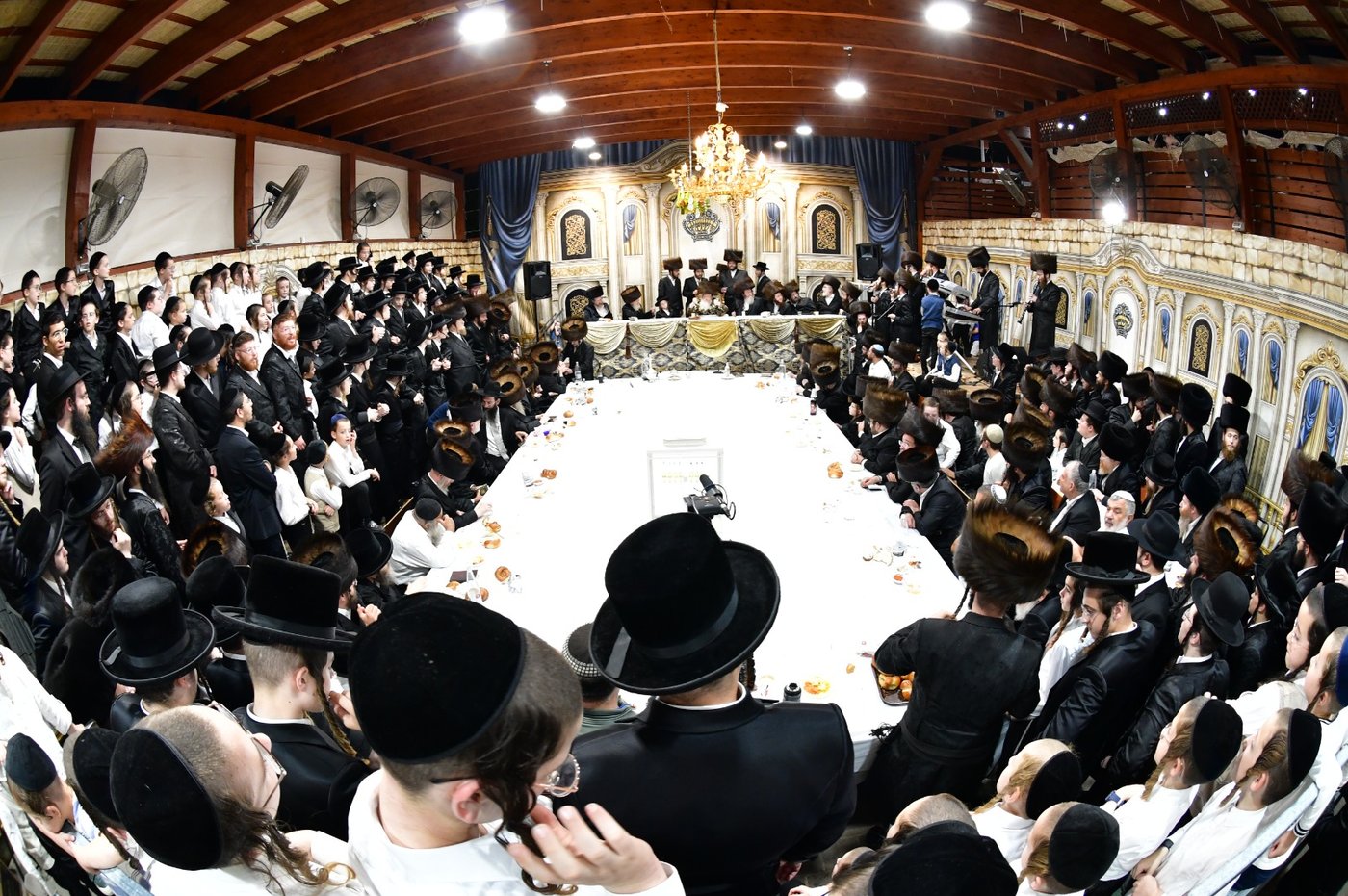 שמחת בר המצווה בקרעטשניף קריית גת | צילומים: יוסי לוי, א. שטול - מהנעשה והנשמע