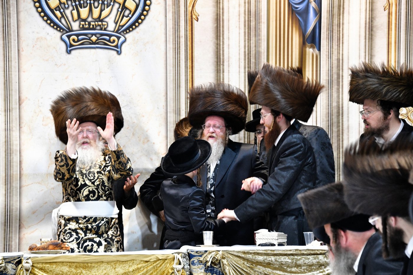 שמחת בר המצווה בקרעטשניף קריית גת | צילומים: יוסי לוי, א. שטול - מהנעשה והנשמע