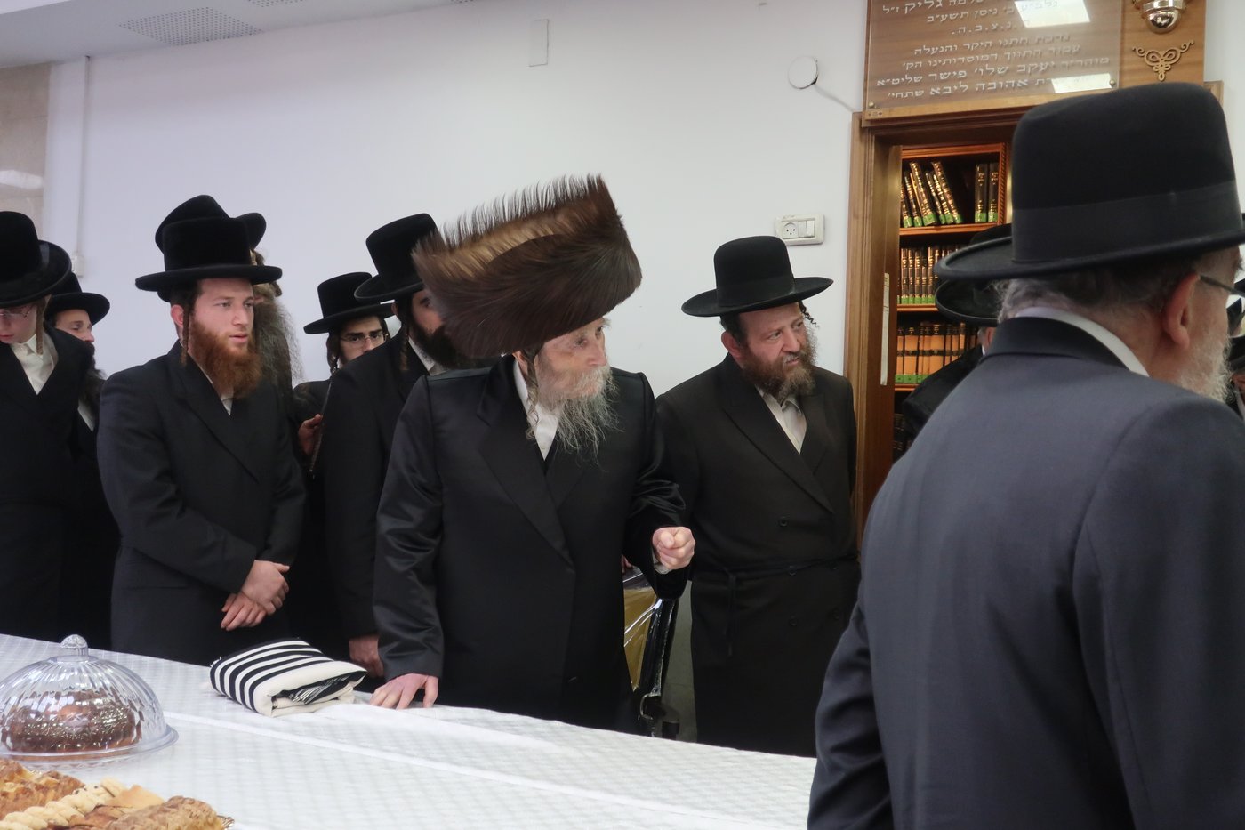 שמחת הברית לנין האדמו"רים מערלוי וקאסוב ויזניץ