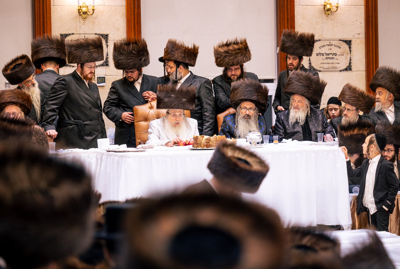 ירח האיתנים בחצר הקודש טאהש | צילום: משה פאנעט