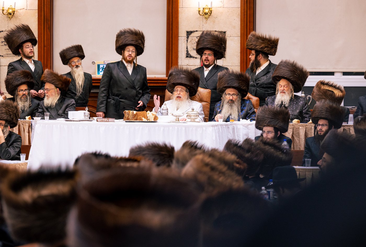ירח האיתנים בחצר הקודש טאהש | צילום: משה פאנעט