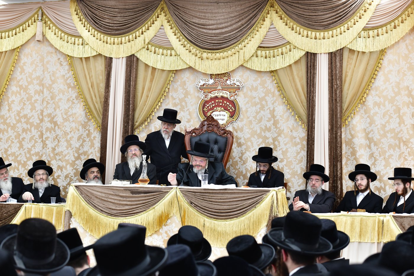 הרה"צ רבי אהרן מרדכי רוקח שליט"א באשדוד
