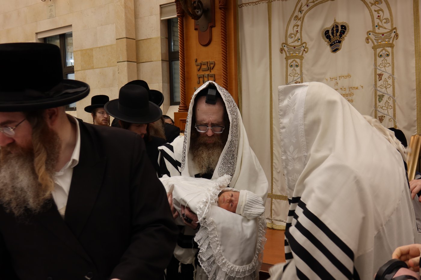 שמחת הברית לנכד האדמו''רים מסערדאהעלי, תולדות יהודה, שבט הלוי, גארליץ ונכד אבד''ק אמונת ישראל 