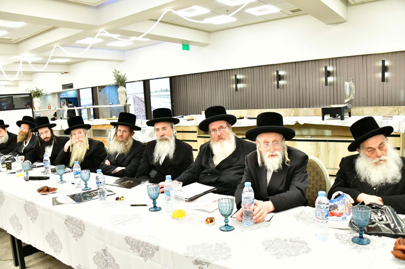 כינוס רבני ויז'ניץ | צילום: מהנעשה והנשמע