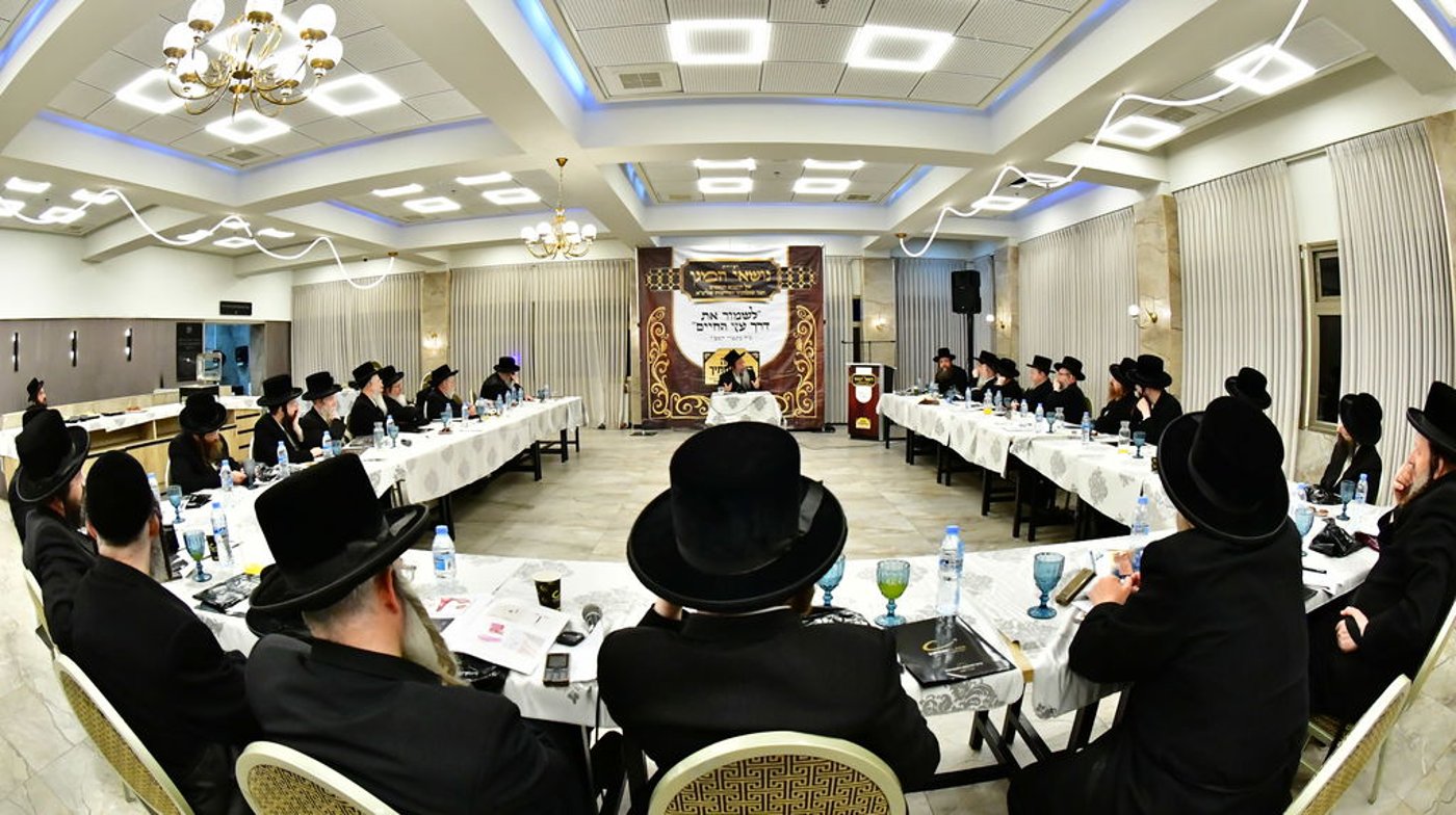 כינוס רבני ויז'ניץ | צילום: מהנעשה והנשמע
