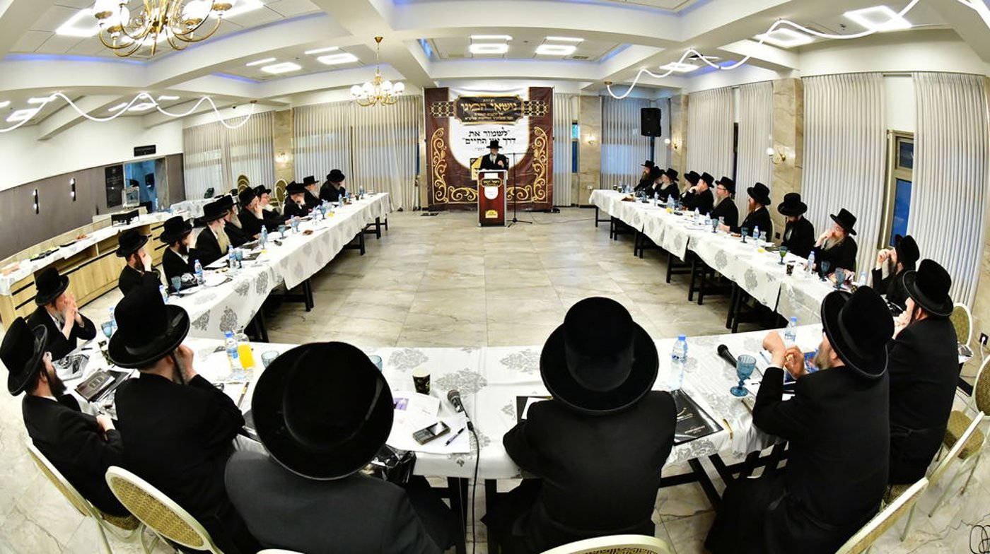 כינוס רבני ויז'ניץ | צילום: מהנעשה והנשמע