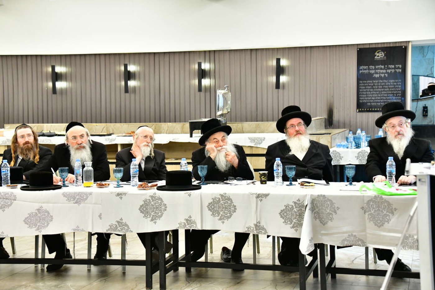 כינוס רבני ויז'ניץ | צילום: מהנעשה והנשמע