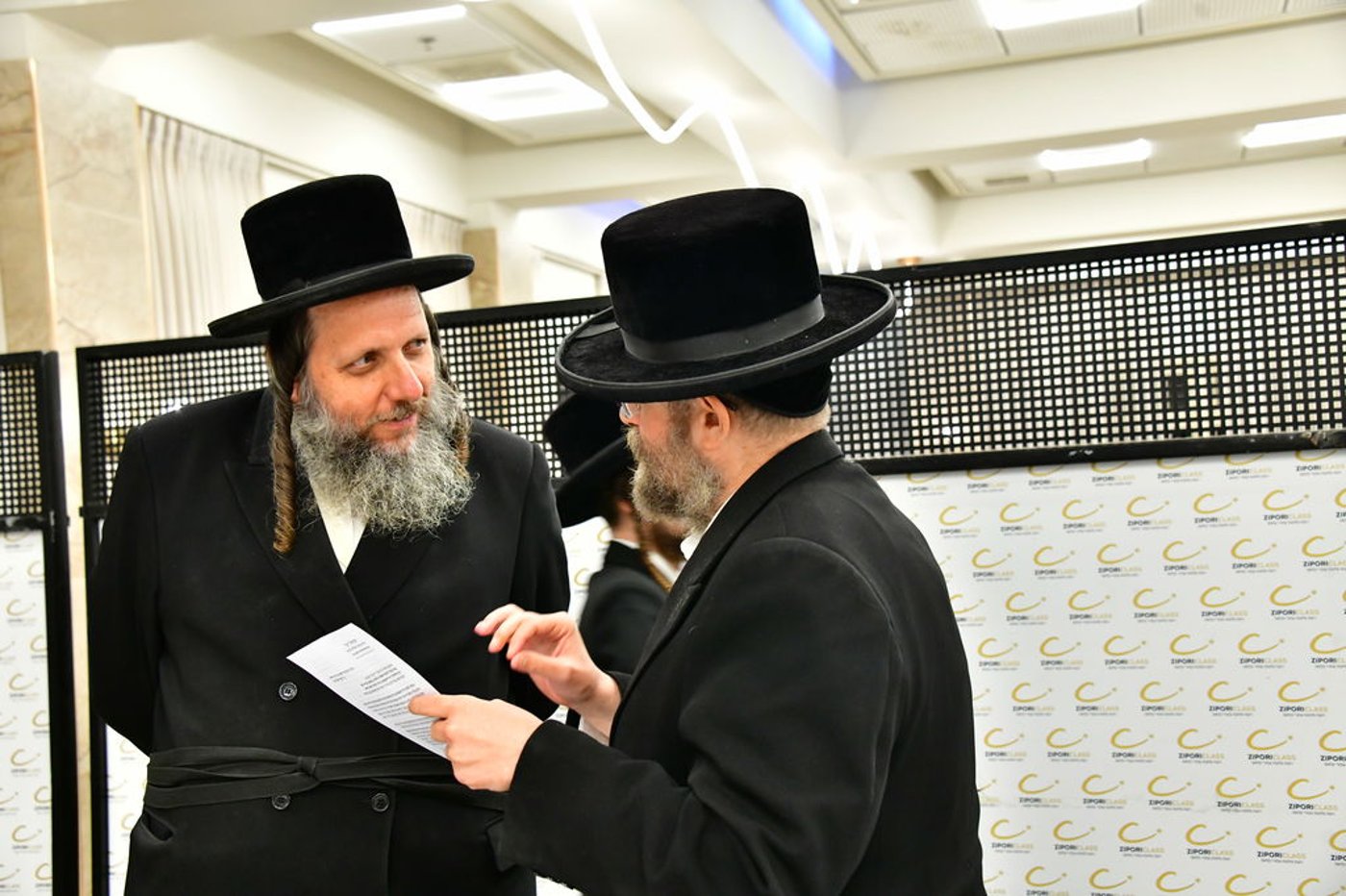 כינוס רבני ויז'ניץ | צילום: מהנעשה והנשמע
