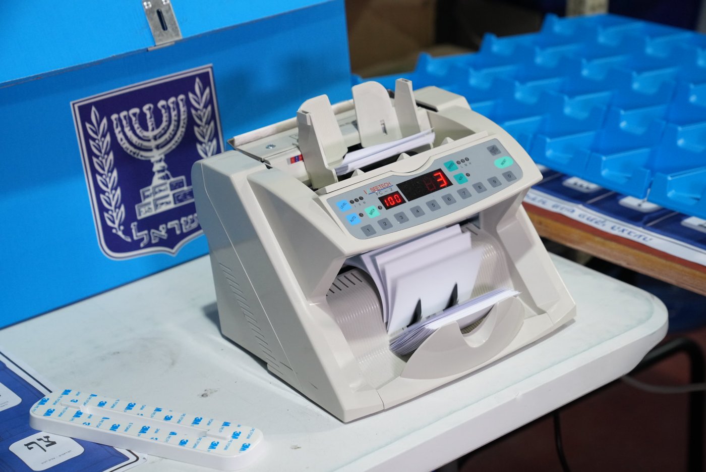 הסיור במרכז הלוגיסטי