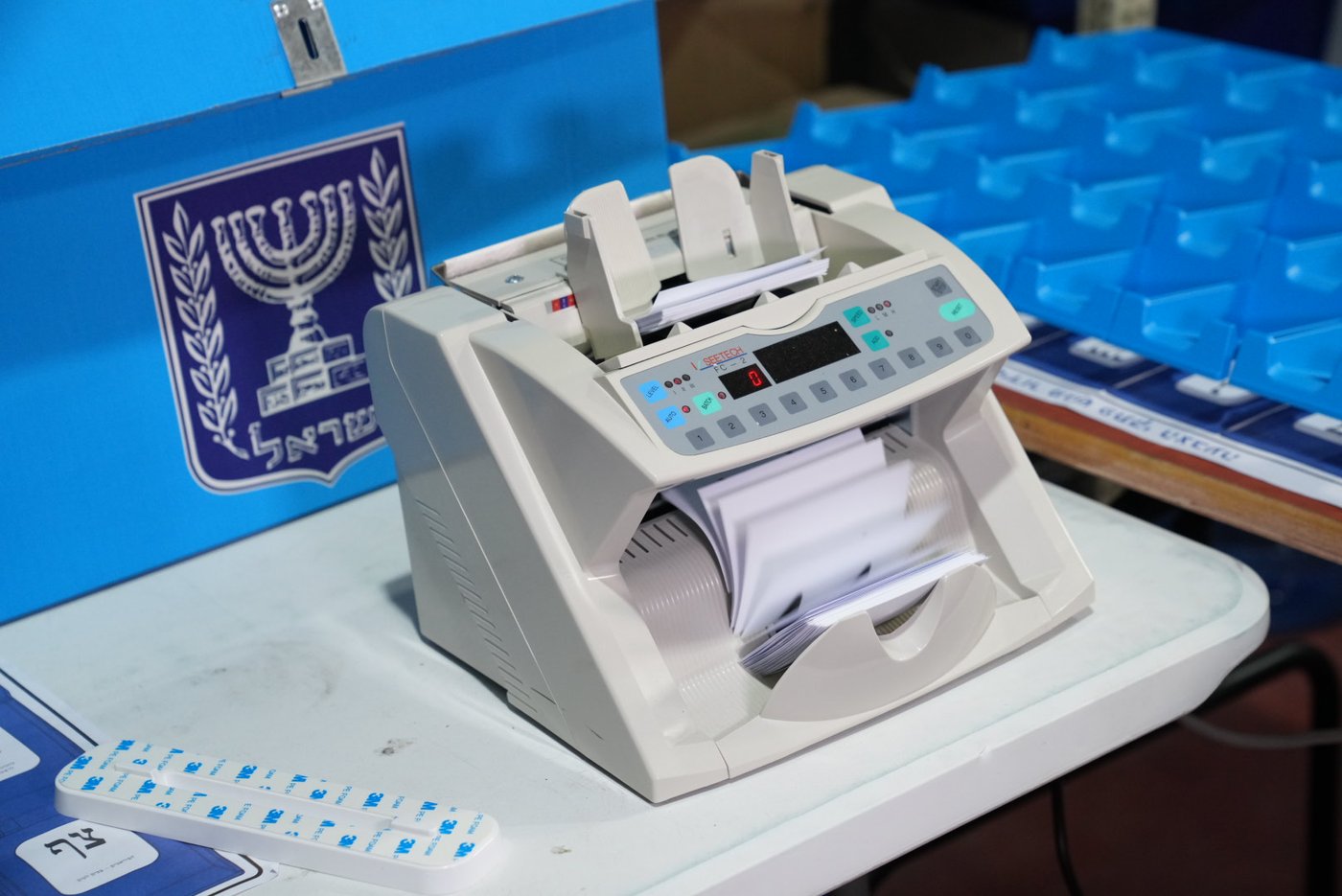הסיור במרכז הלוגיסטי
