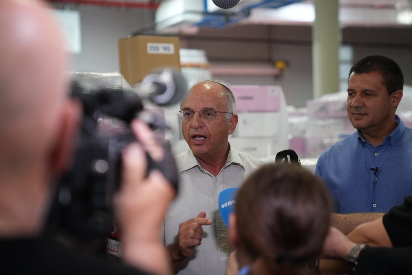 הסיור במרכז הלוגיסטי