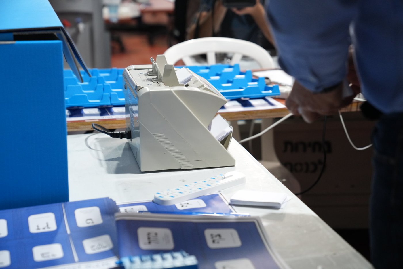 הסיור במרכז הלוגיסטי