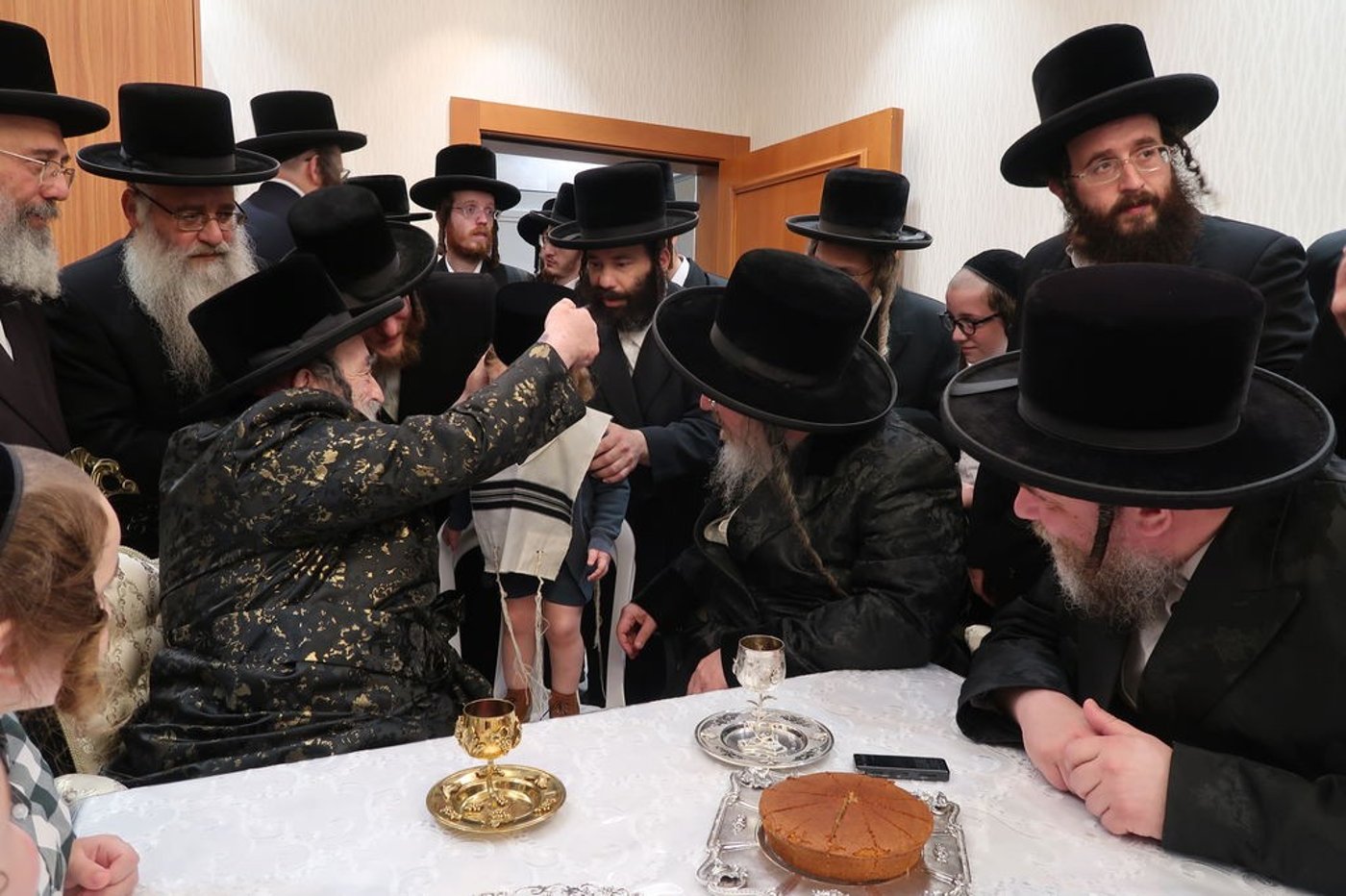 שמחת החלאקה בחצרות ויז'ניץ וביאלה ב"ב