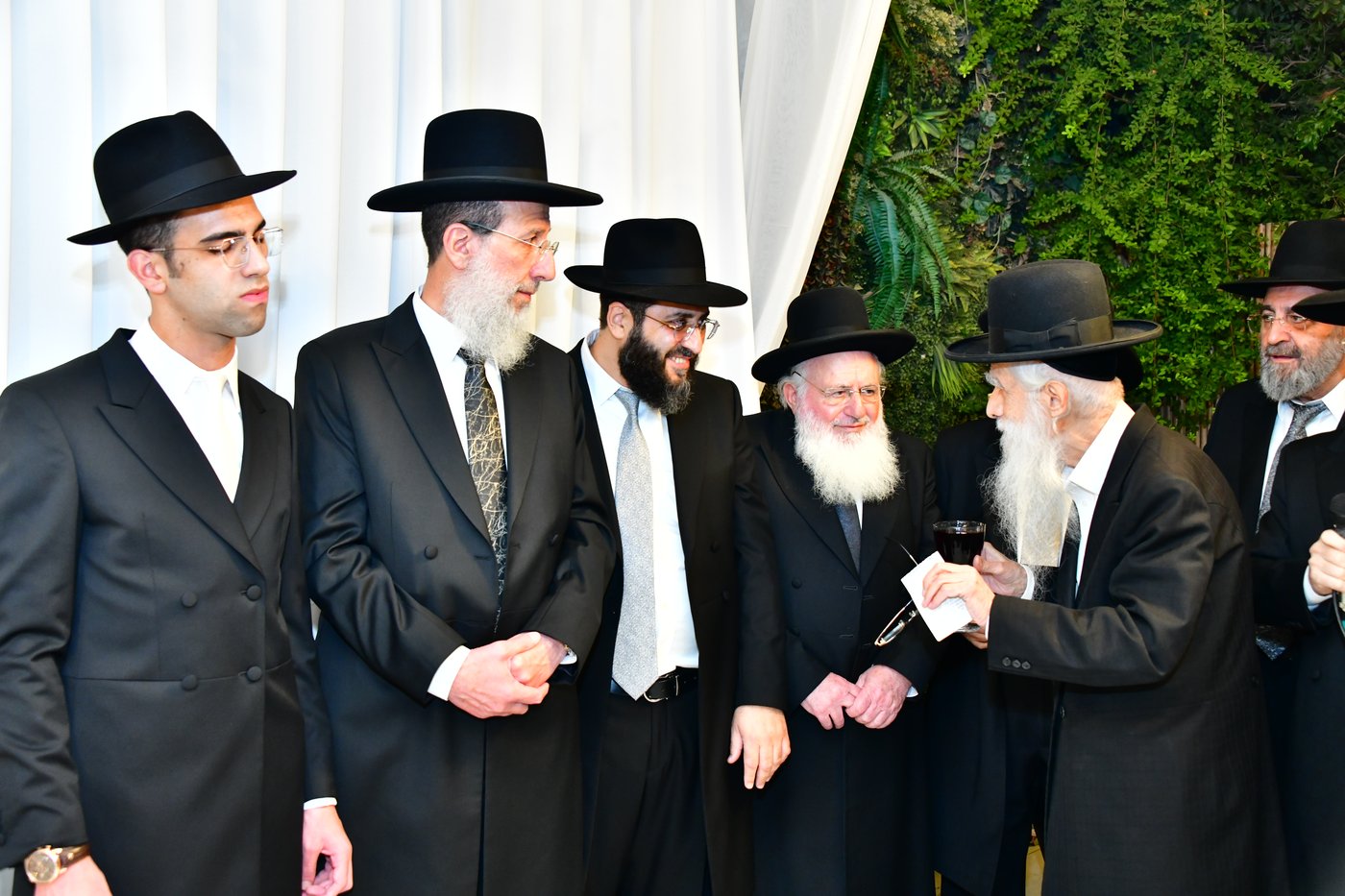 מהשמחה | צילום: שוקי לרר