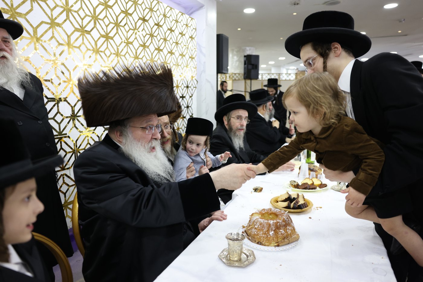 שמחת בר המצווה לבן הרה"ח רבי נפתלי שנייבלג