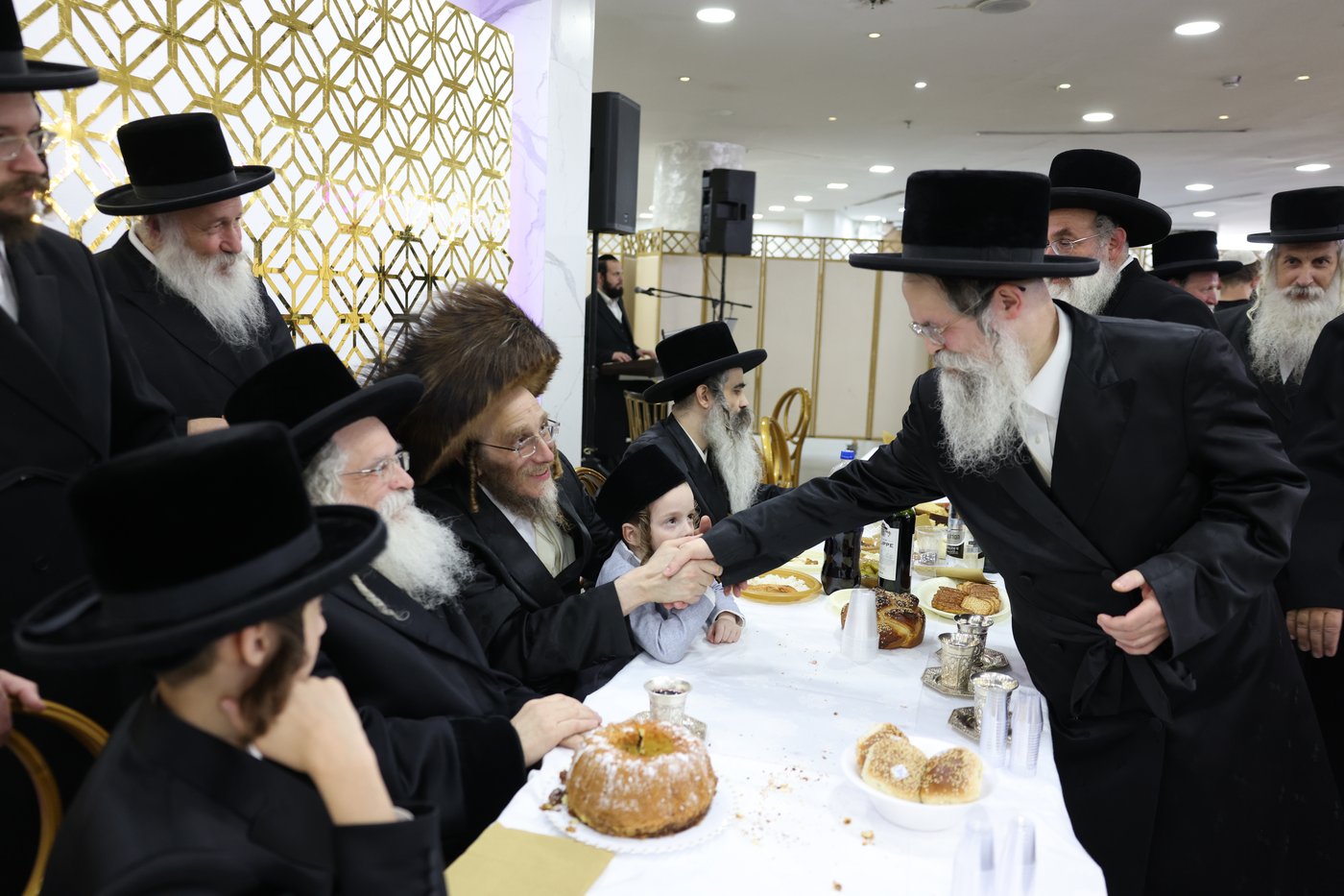 שמחת בר המצווה לבן הרה"ח רבי נפתלי שנייבלג
