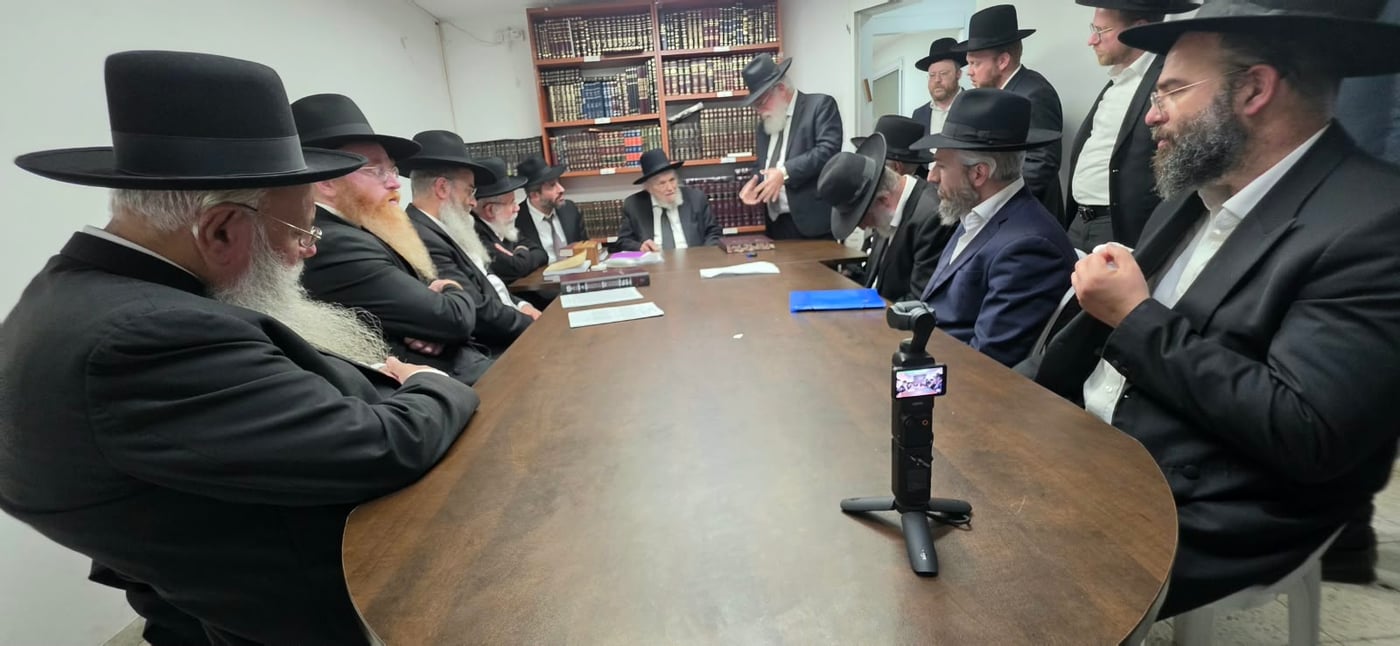 סקר חדש: איזנקוט מזנק ל-26 מנדטים, גוש הימין יורד