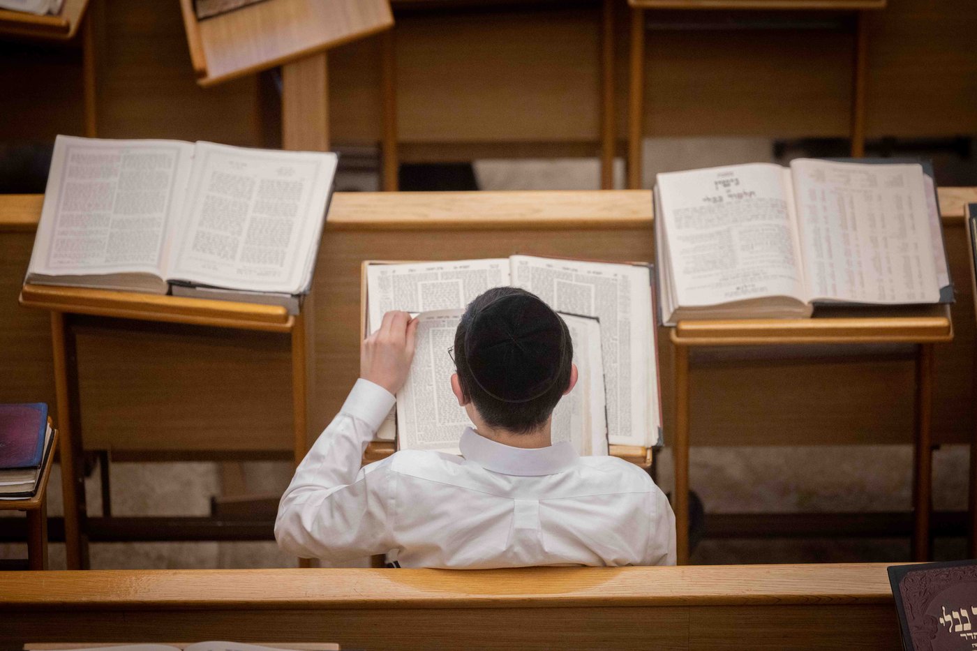 בחור ישיבה | אילוסטרציה