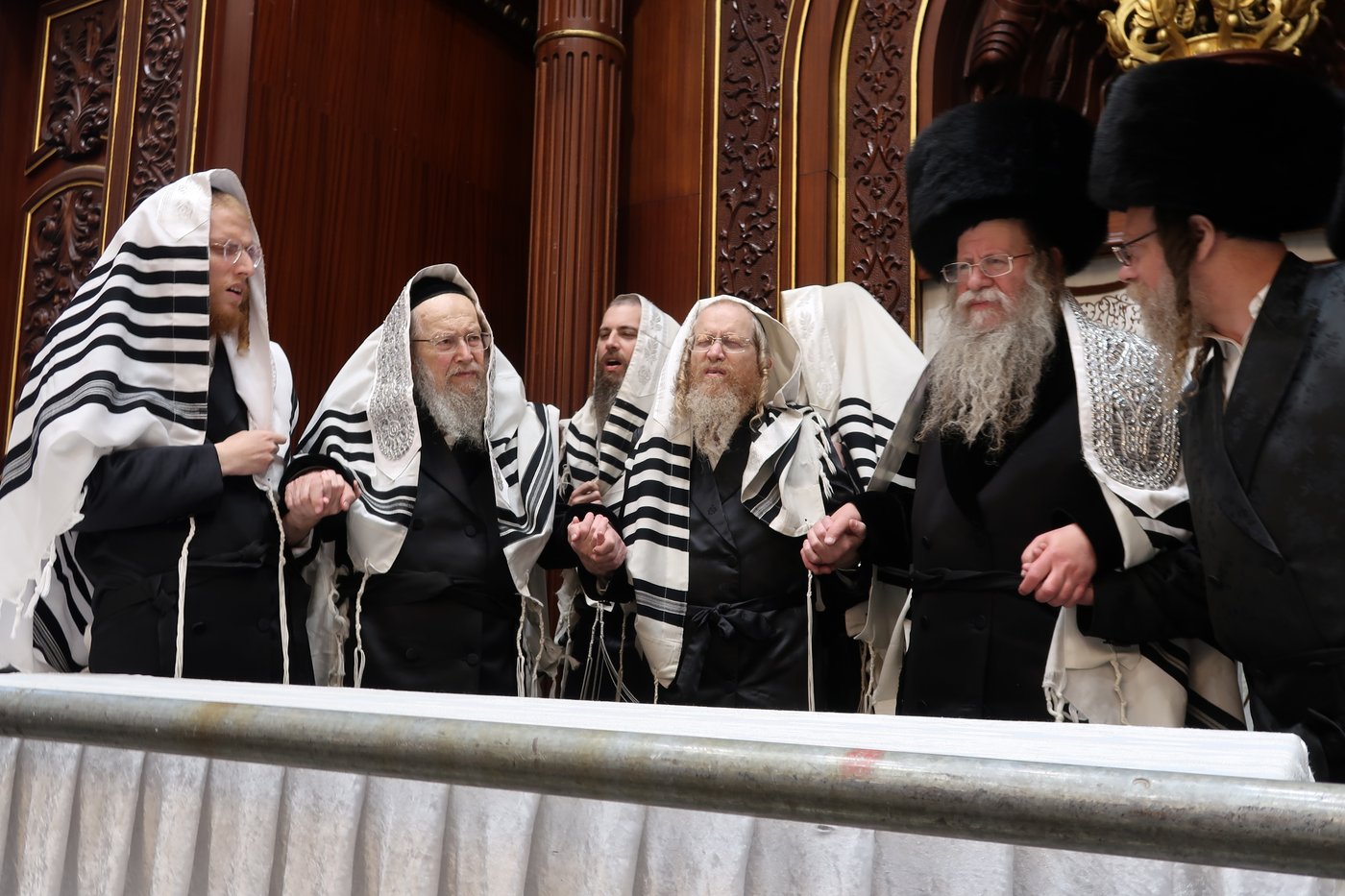 שמחת הברית לנין האדמו"ר מסלונים שליט"א