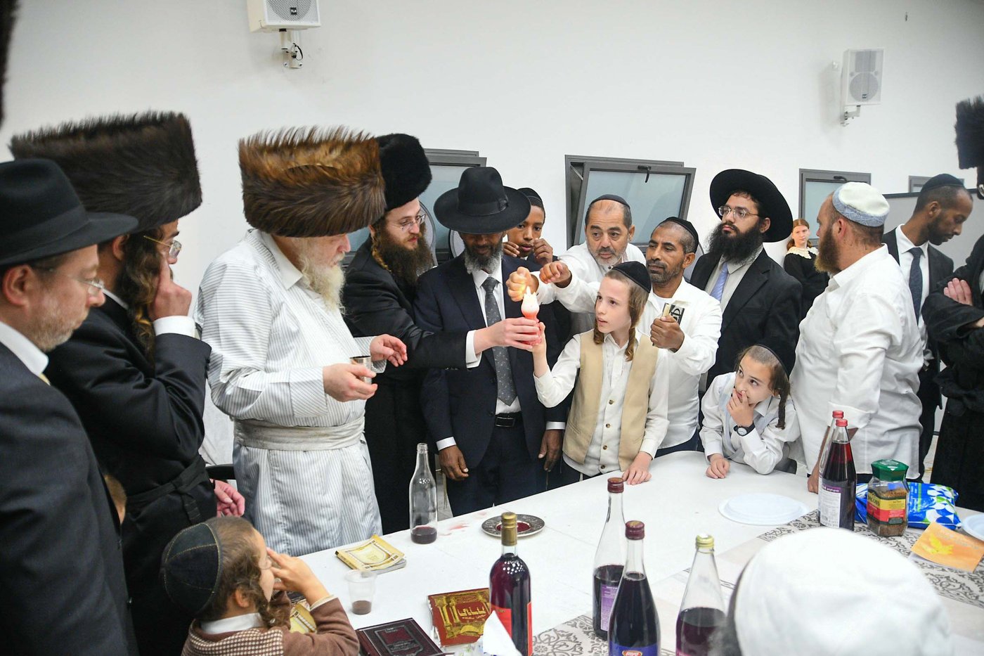 האדמו"ר ממבקשי אמונה שליט"א בעמנואל | צילום: ארי קופרשטוק