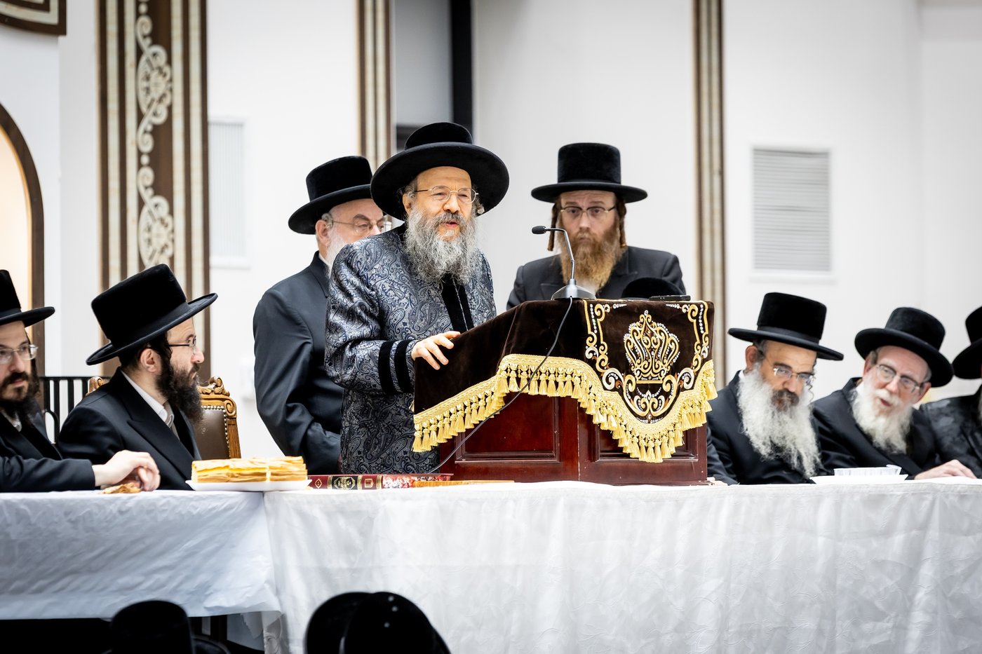 האדמו"ר מבאבוב 45 שליט"א במעמד פתיחת הזמן