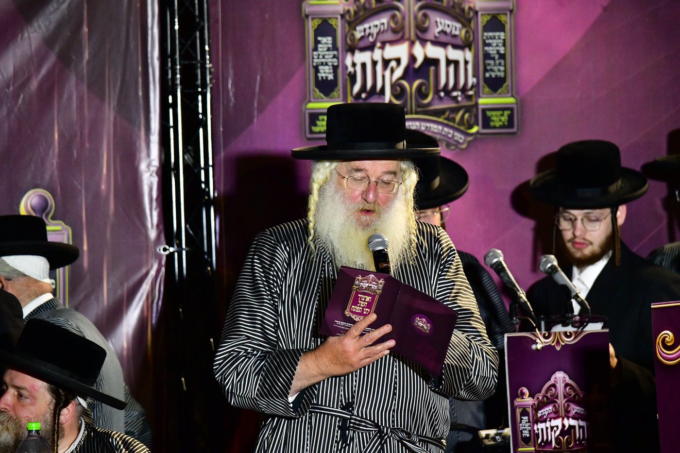 מעמד התורמים בחצור הגלילית | צילום: שוקי לרר