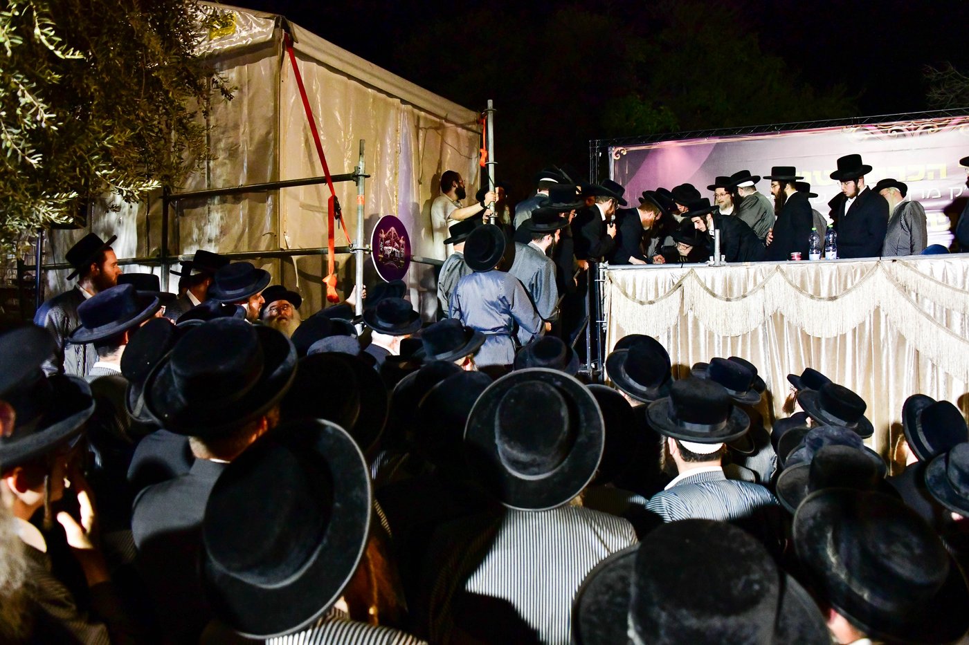 מעמד התורמים בחצור הגלילית | צילום: שוקי לרר