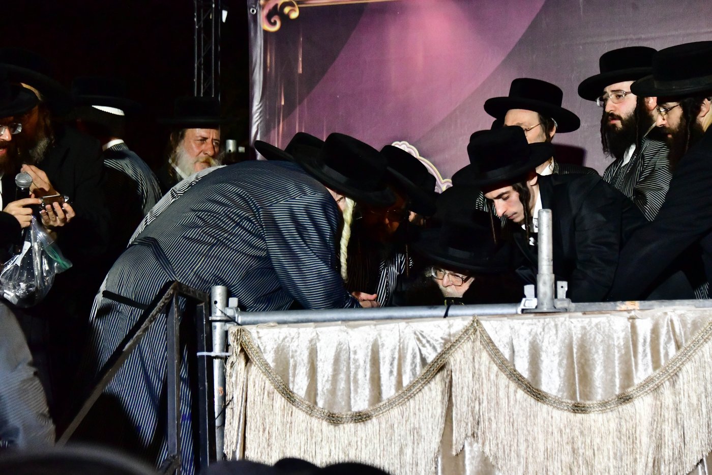 מעמד התורמים בחצור הגלילית | צילום: שוקי לרר