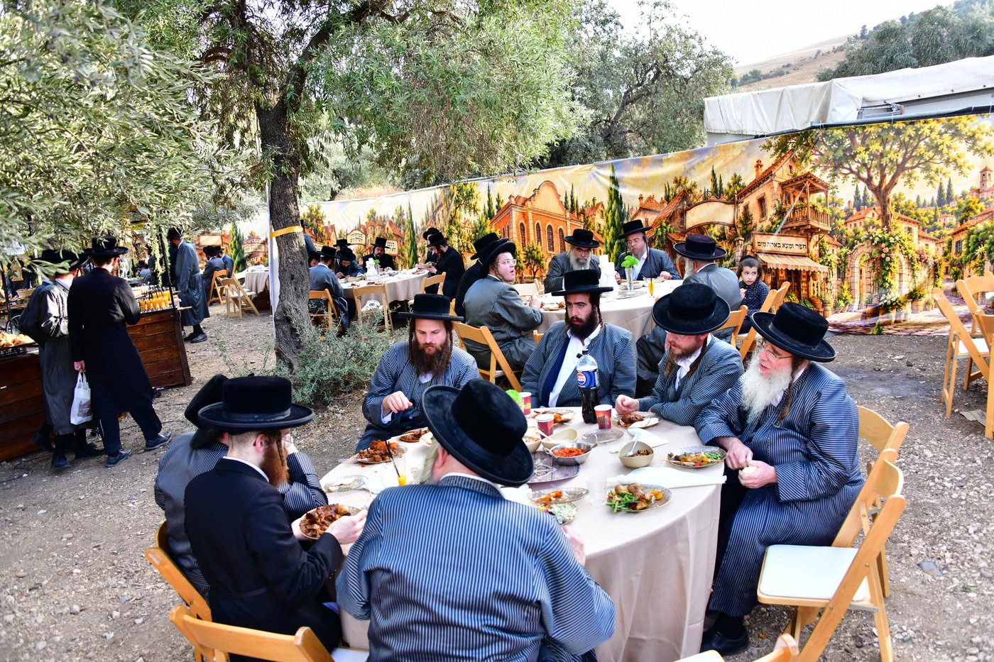 מעמד התורמים בחצור הגלילית | צילום: שוקי לרר