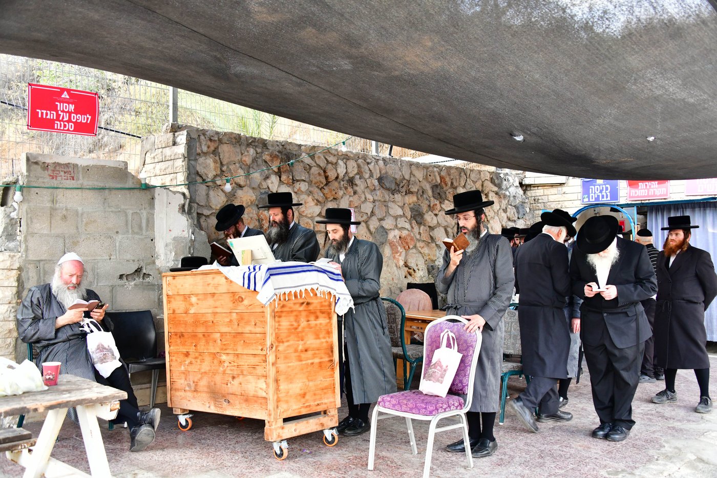 מעמד התורמים בחצור הגלילית | צילום: שוקי לרר
