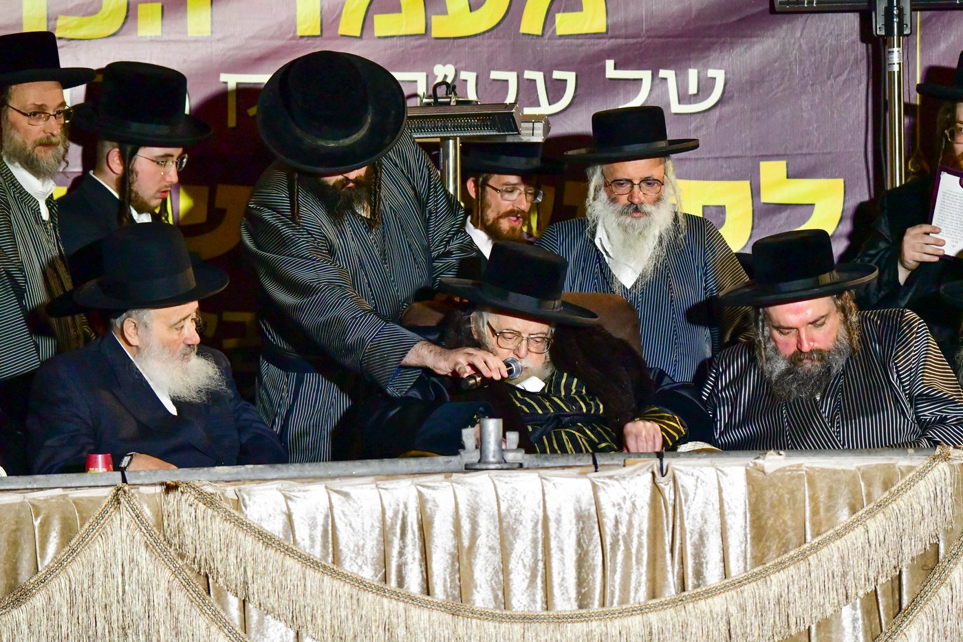 מעמד התורמים בחצור הגלילית | צילום: שוקי לרר