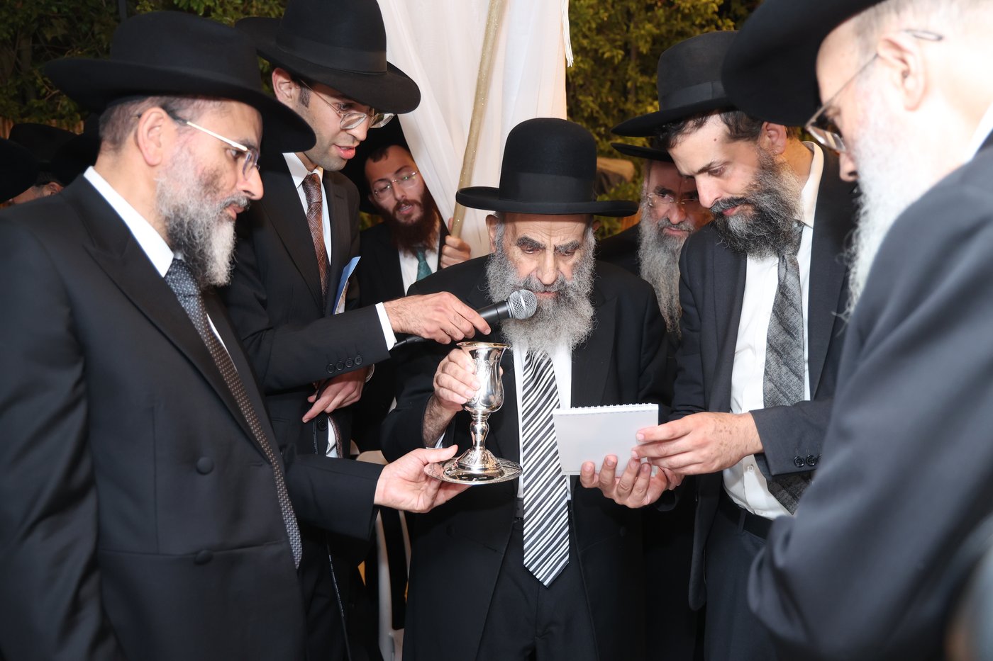 שמחת נישואי נכד הגאון רבי משה צדקה שליט"א | צילום: דוד ארזני