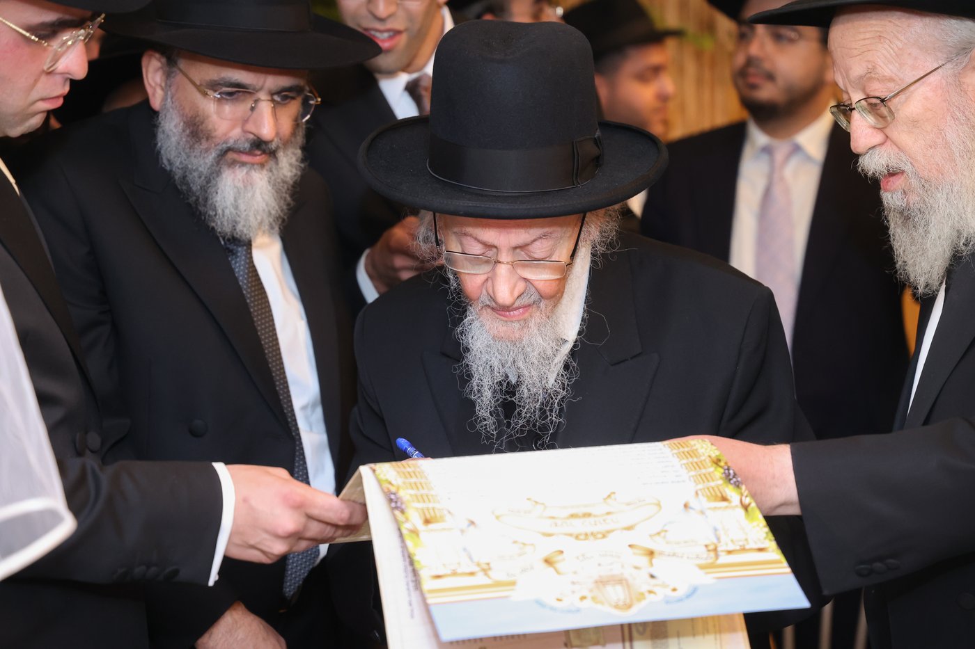 שמחת נישואי נכד הגאון רבי משה צדקה שליט"א | צילום: דוד ארזני