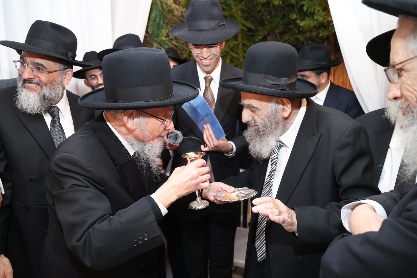 שמחת נישואי נכד הגאון רבי משה צדקה שליט"א | צילום: דוד ארזני