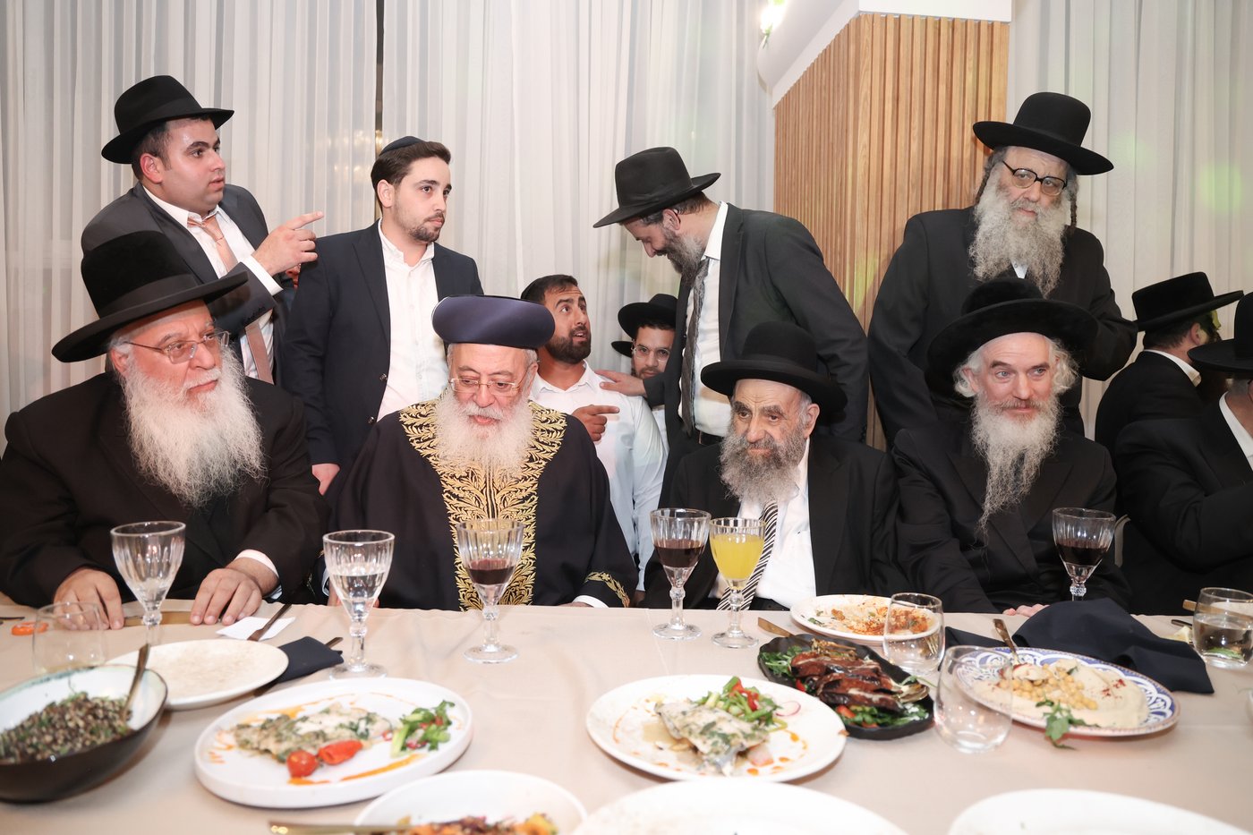 שמחת נישואי נכד הגאון רבי משה צדקה שליט"א | צילום: דוד ארזני