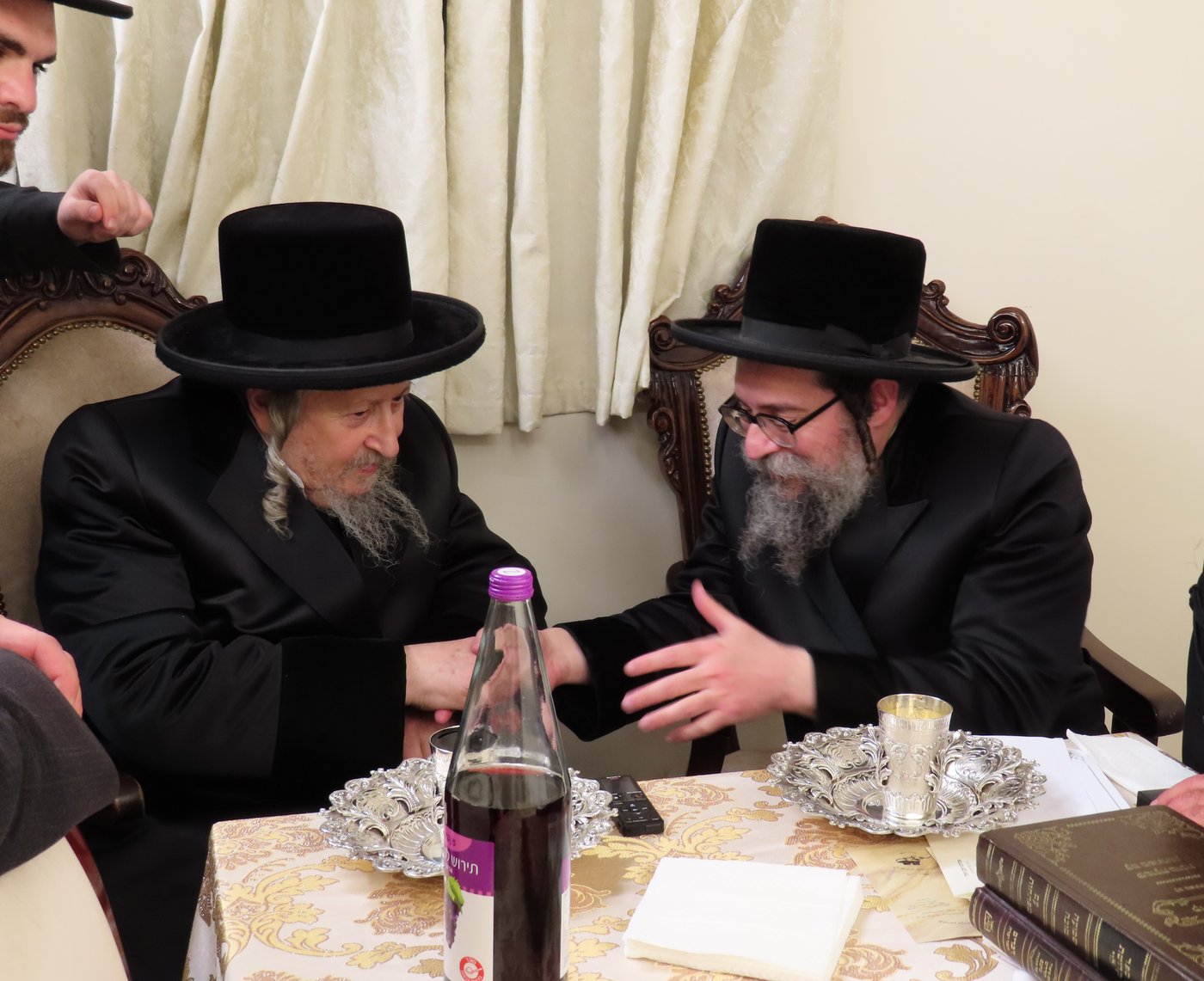 האדמו"ר מסקאליע בביקור בארה"ק