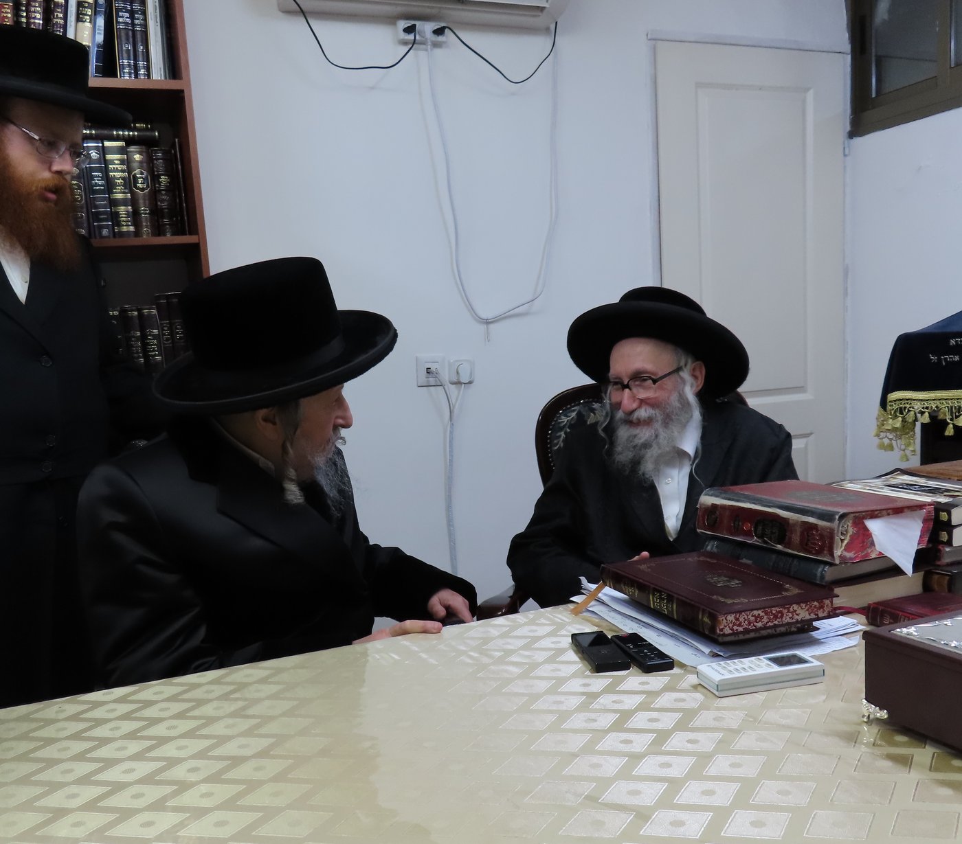 האדמו"ר מסקאליע בביקור בארה"ק