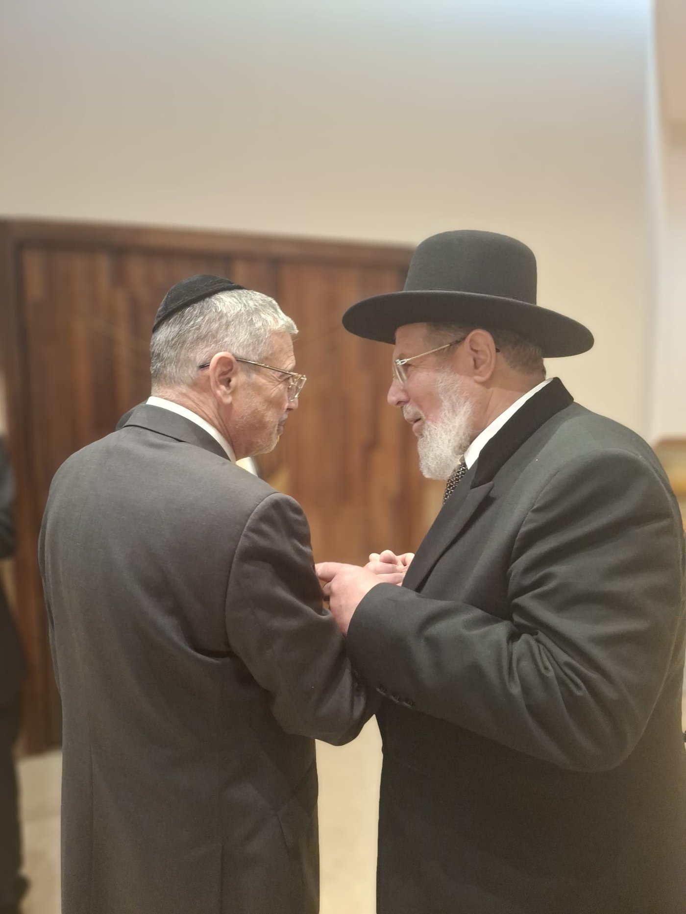הרה"ר רבי קלמן בר עם מנכ"ל הרבנות אבידן