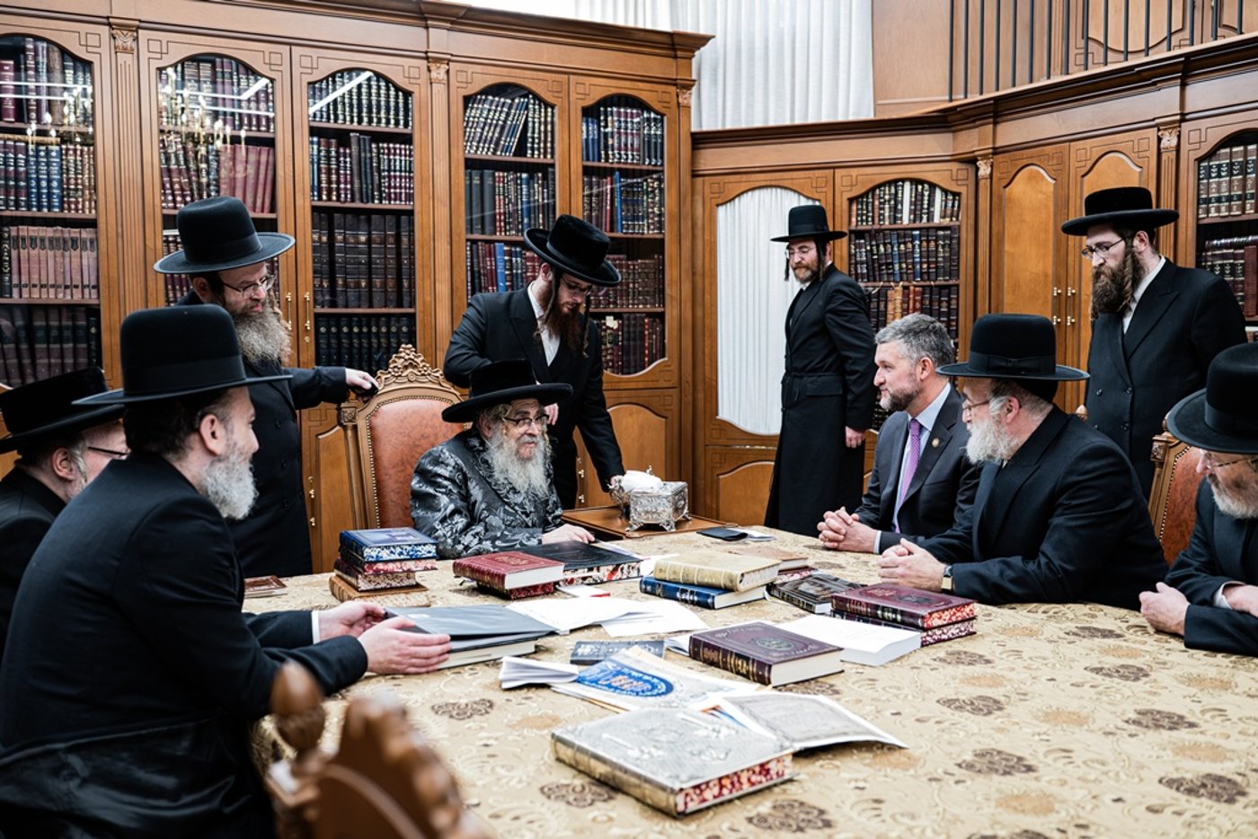 חבר הקונגרס פט רייאן אצל האדמו"ר מסאטמר
