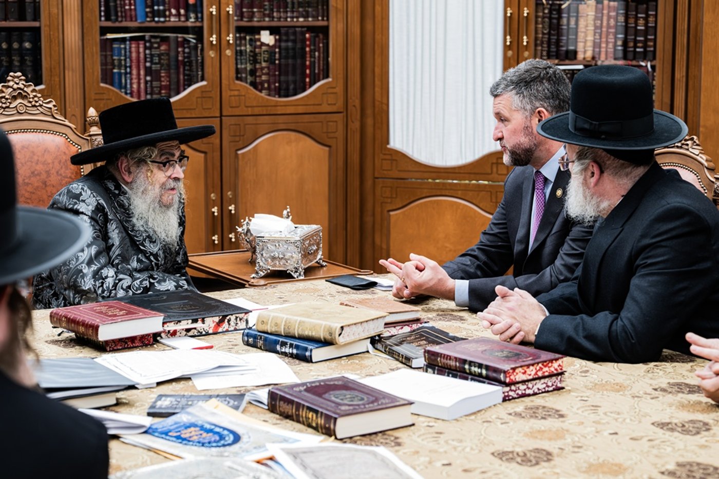 חבר הקונגרס פט רייאן אצל האדמו"ר מסאטמר