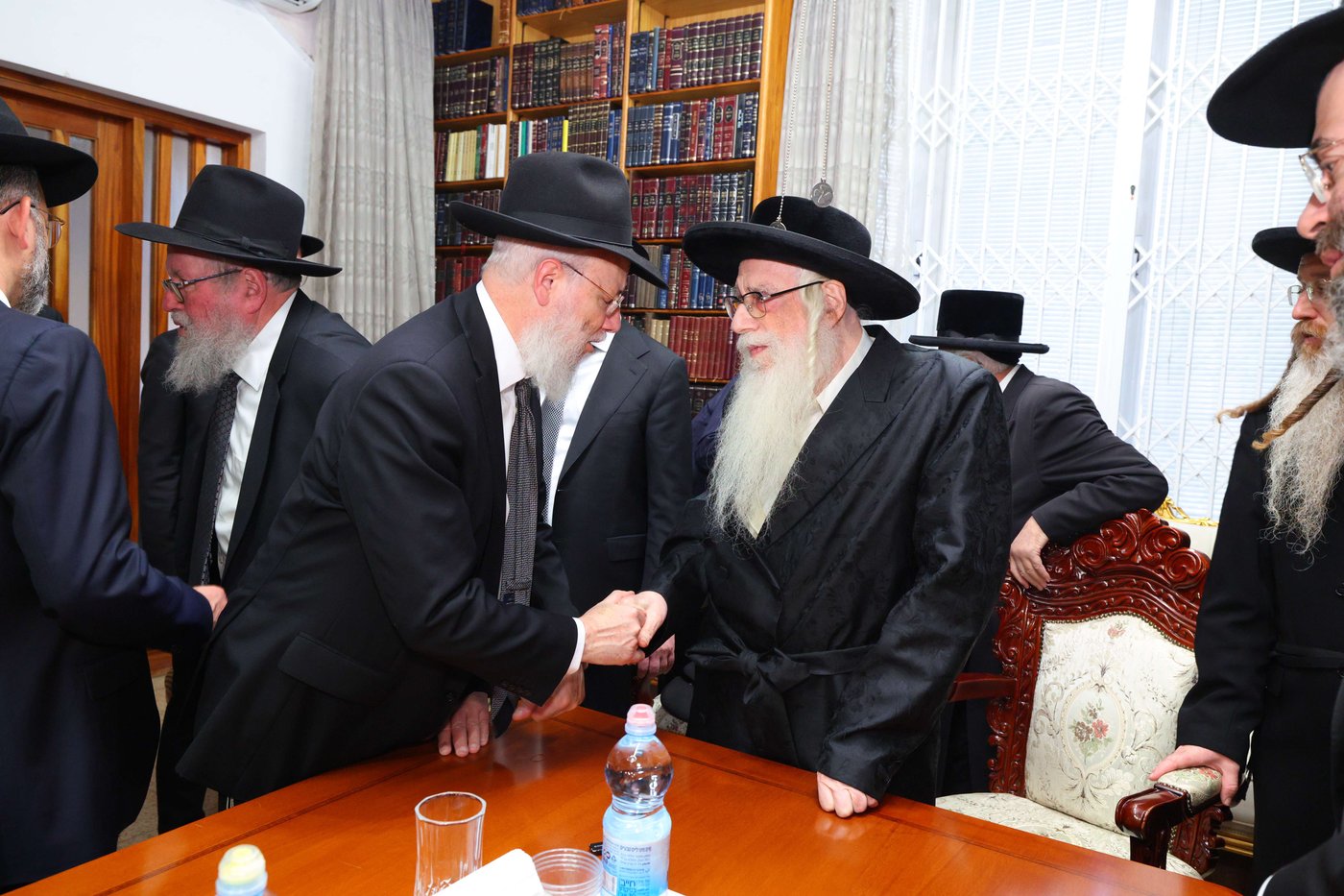 משלחת ראשי הישיבות אצל האדמו"ר מצאנז