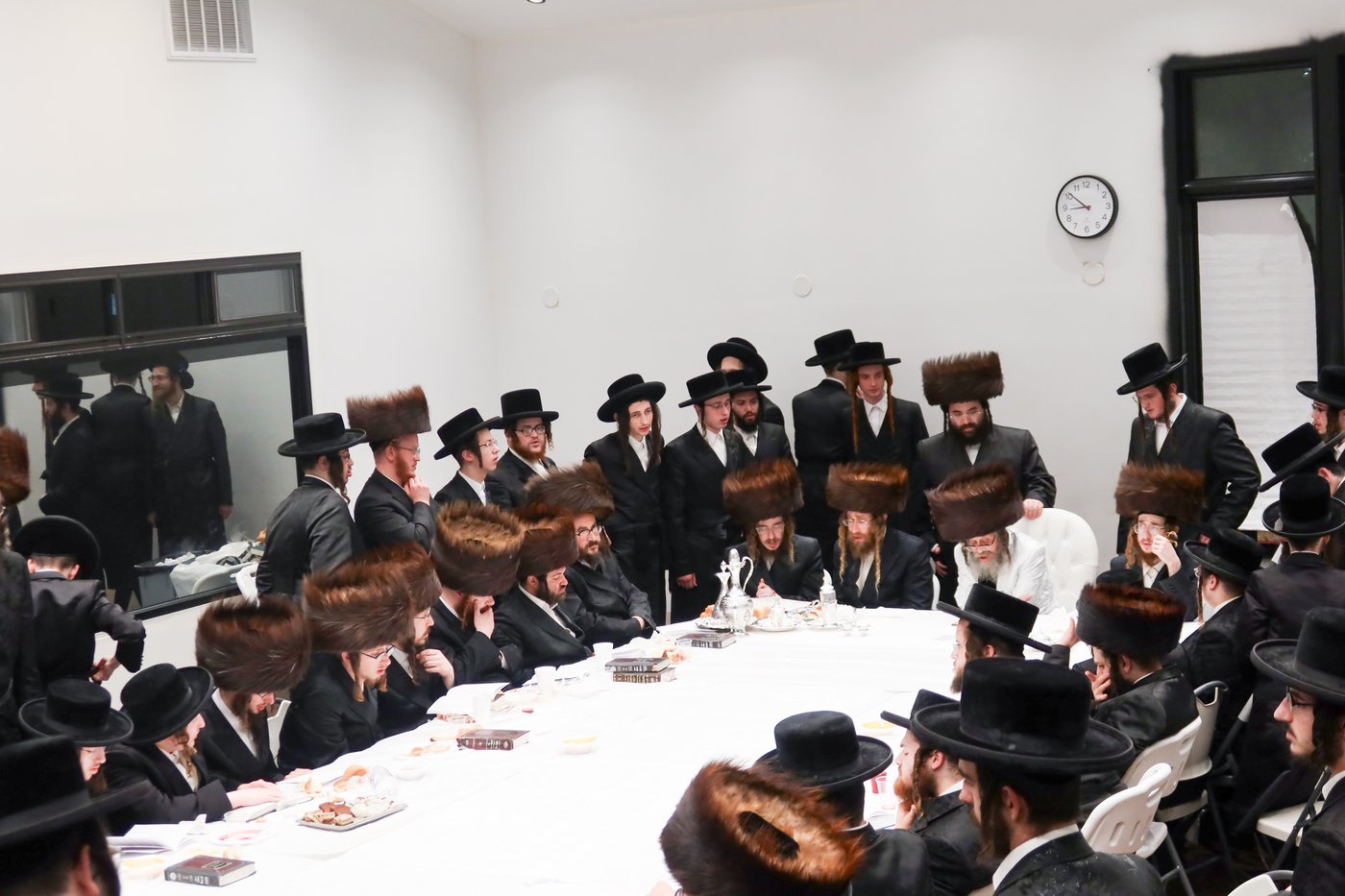 האדמו"ר מקרעטשניף סיגעט בביקור בארה"ב