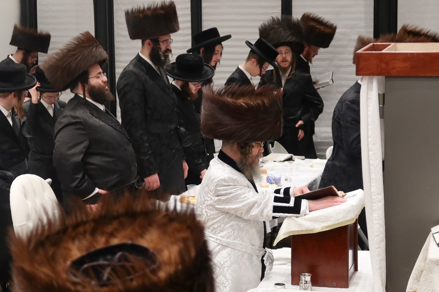 האדמו"ר מקרעטשניף סיגעט בביקור בארה"ב