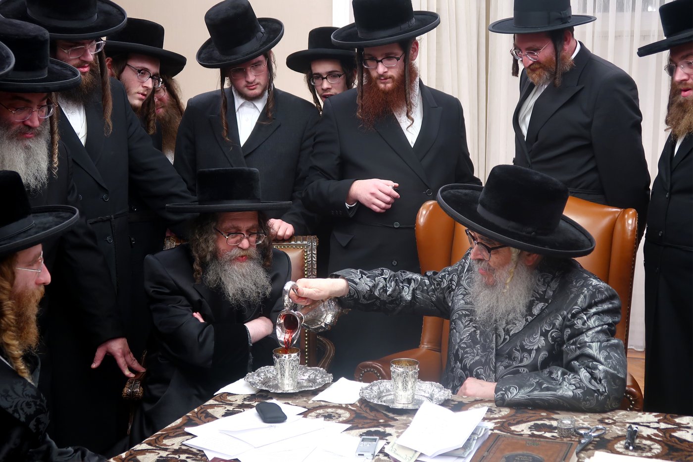 האדמו"ר מקרעטשניף סיגעט בביקור אצל האדמו"ר מסאטמר