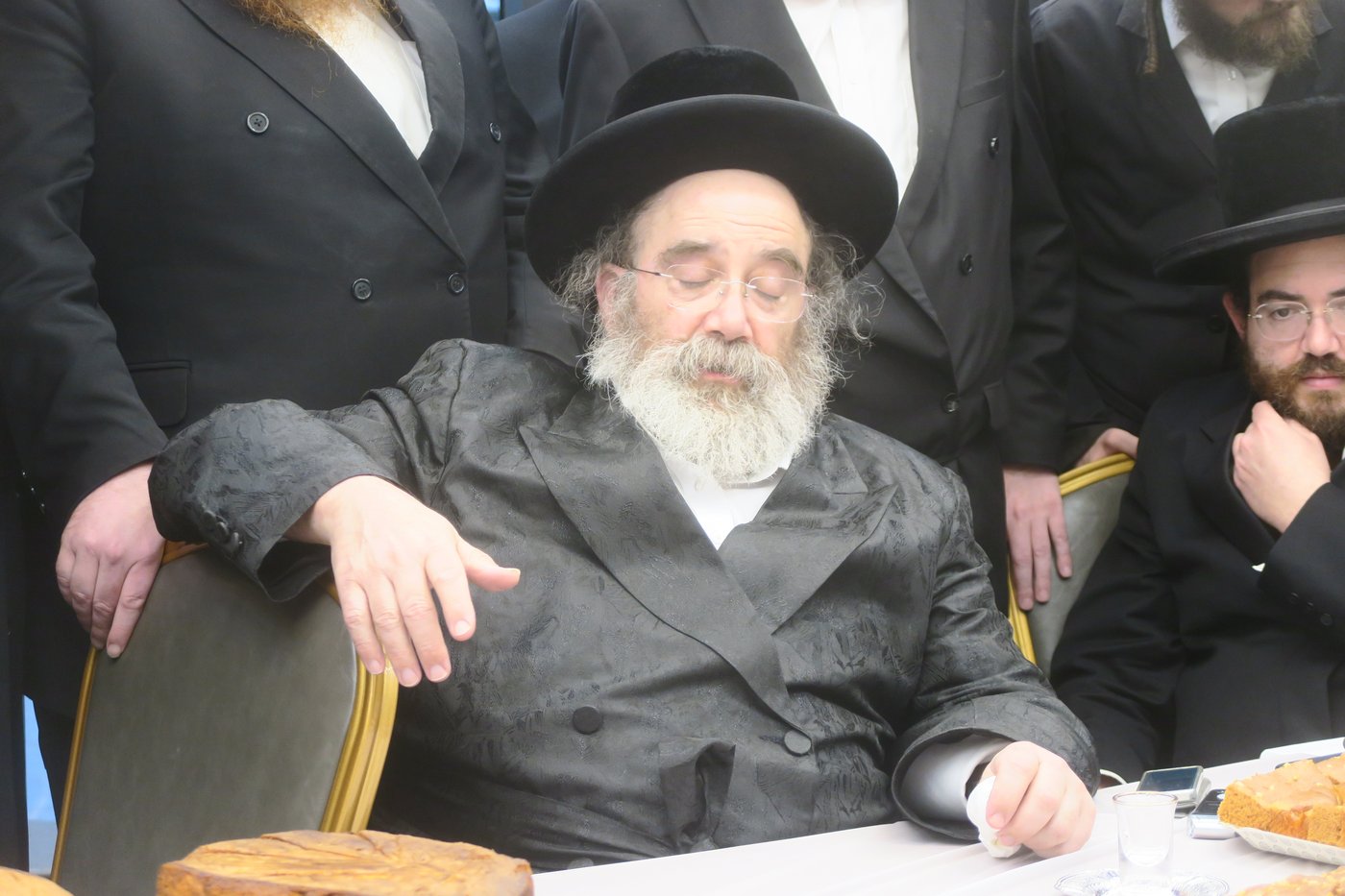 האדמו"ר מסטוטשין שליט"א בטבריה | צילום: מ. אדלר