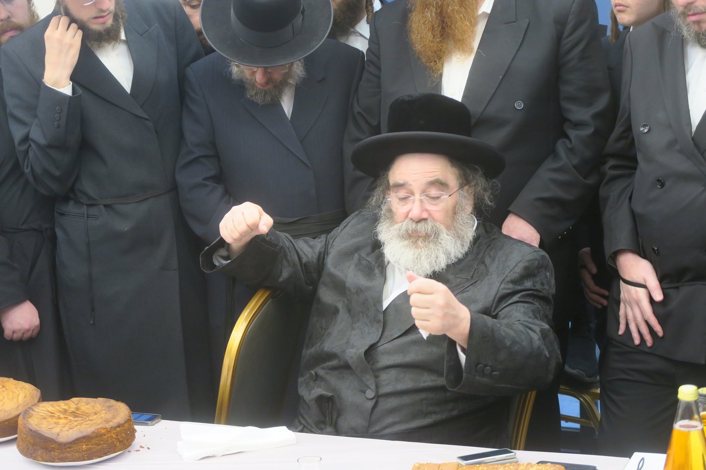 האדמו"ר מסטוטשין שליט"א בטבריה | צילום: מ. אדלר