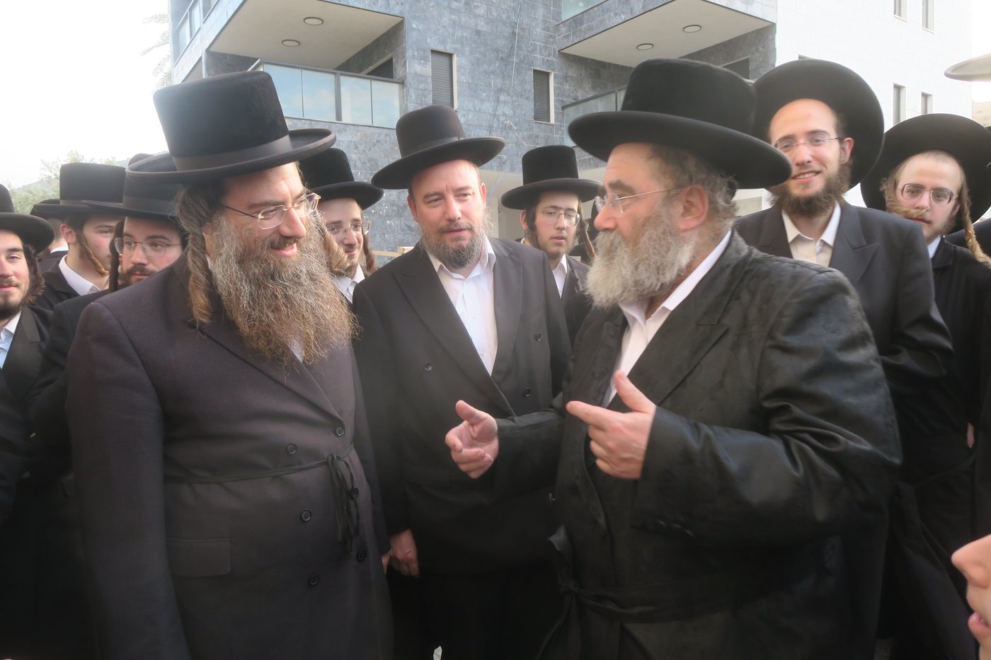 האדמו"ר מסטוטשין שליט"א בטבריה | צילום: מ. אדלר