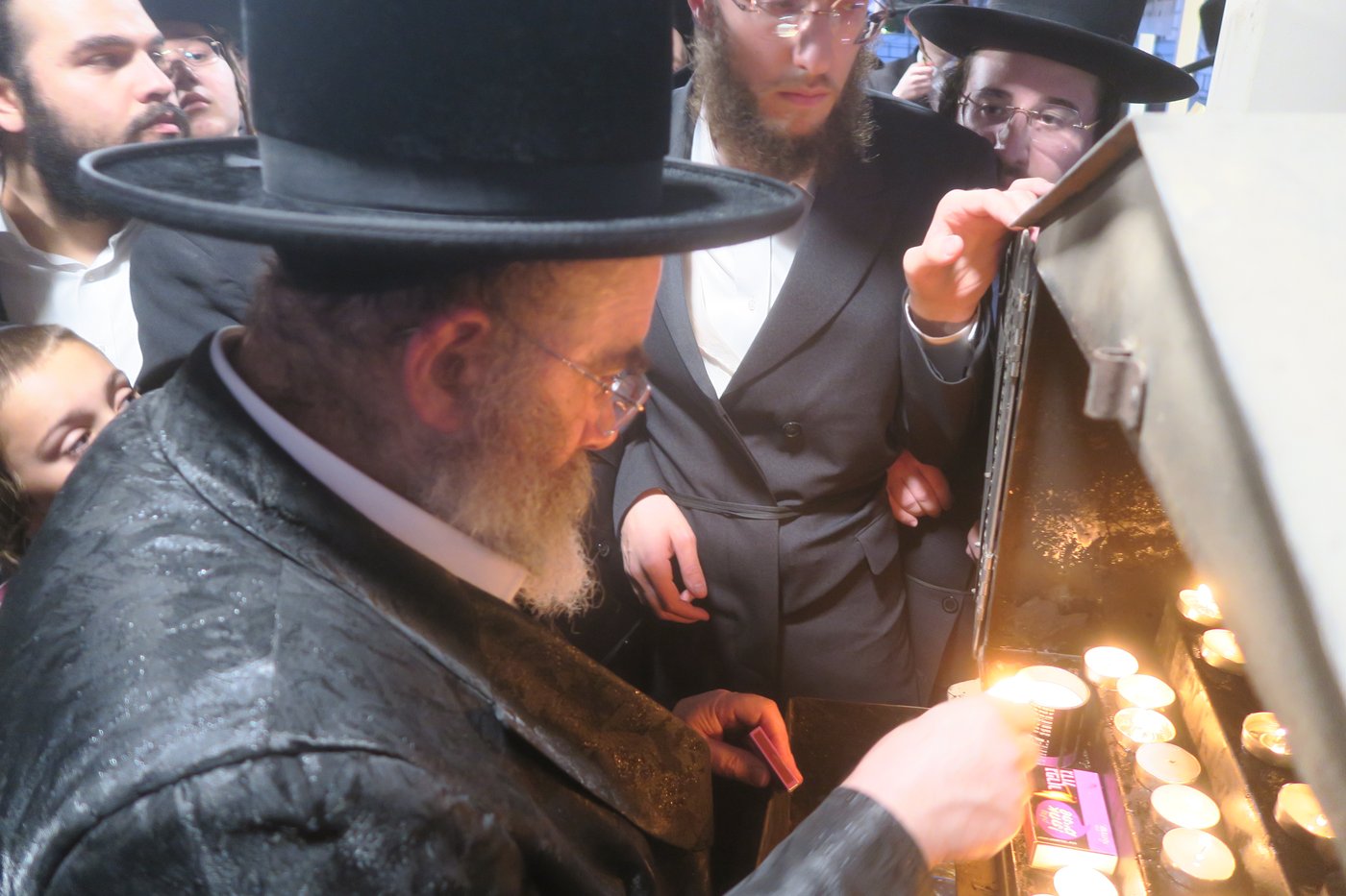 האדמו"ר מסטוטשין שליט"א בטבריה | צילום: מ. אדלר