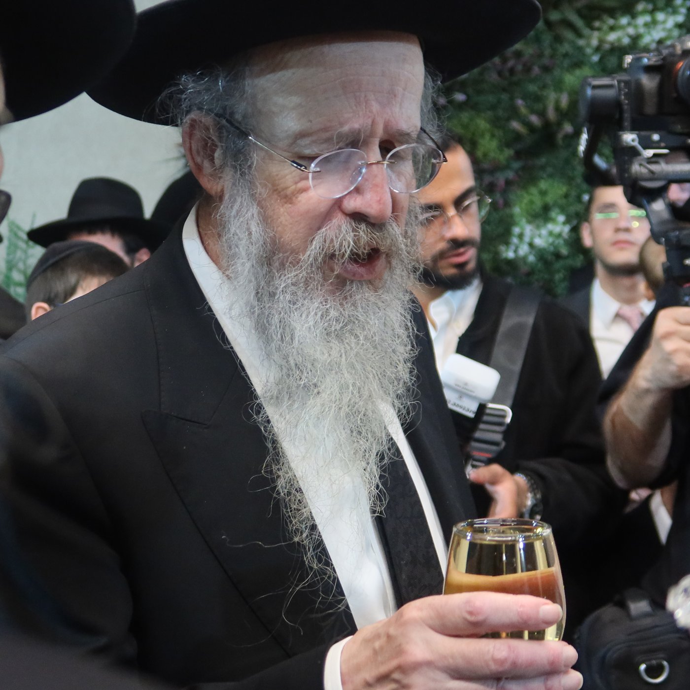 שמחת הנישואין של נין הגר"מ גריינמן
