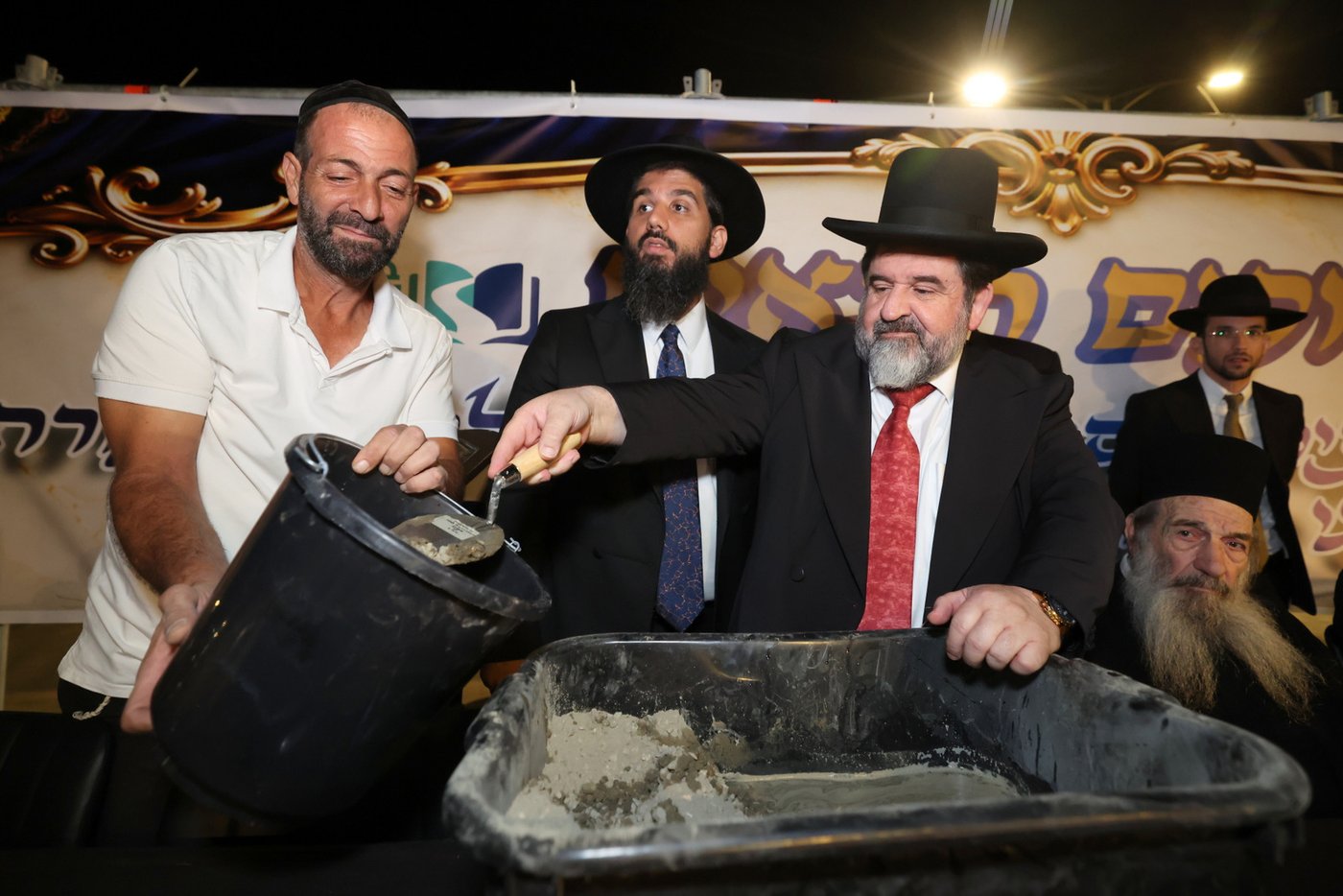 הנחת אבן הפינה בנתיבות | צילום: יעקב כהן